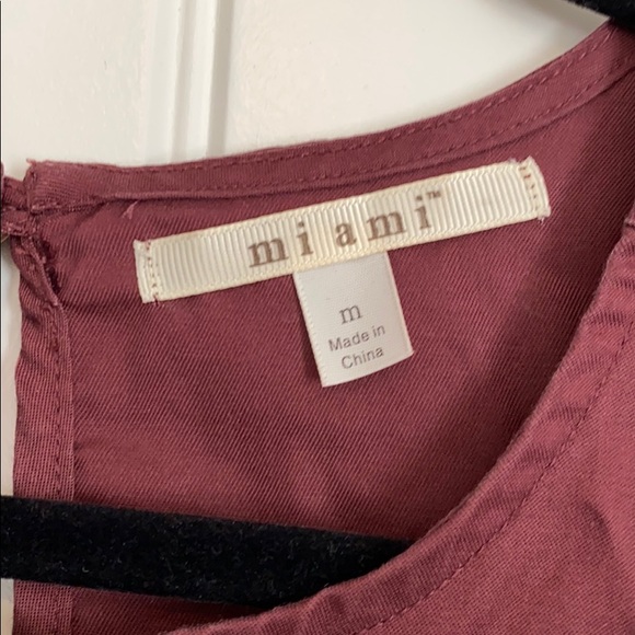 Shirt - Picture 3 of 4